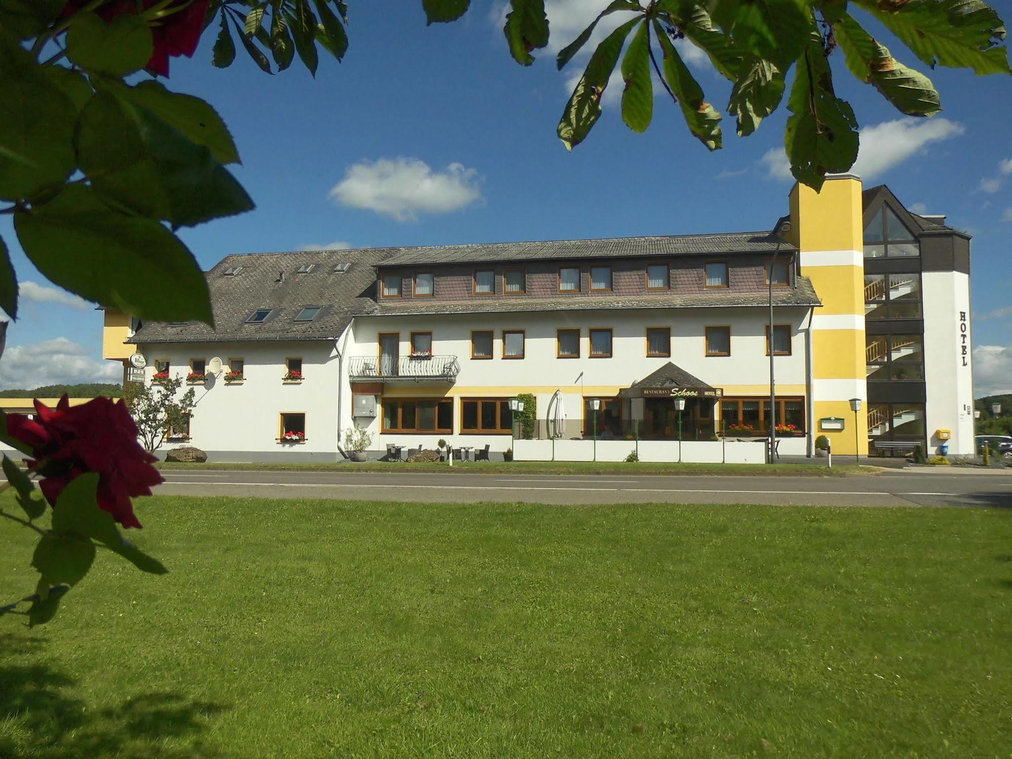 Hotel Schoos Fleringen Bagian luar foto