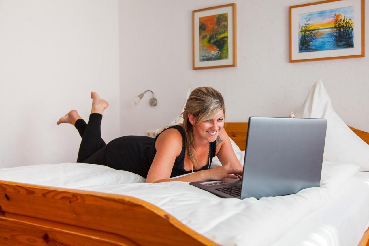 Hotel Schoos Fleringen Bagian luar foto
